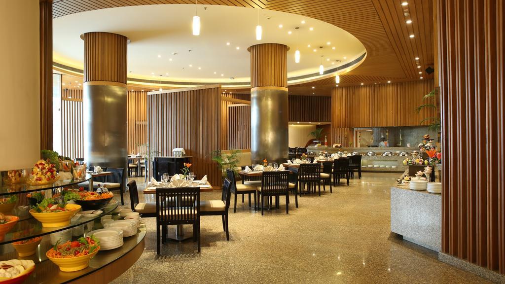 Country Inn & Suites By Radisson, Meerut Exterior foto
